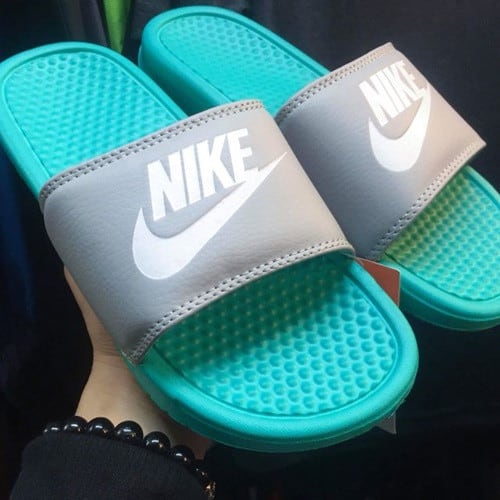 Cách phân biệt Dép Nike thật giả Fake Real