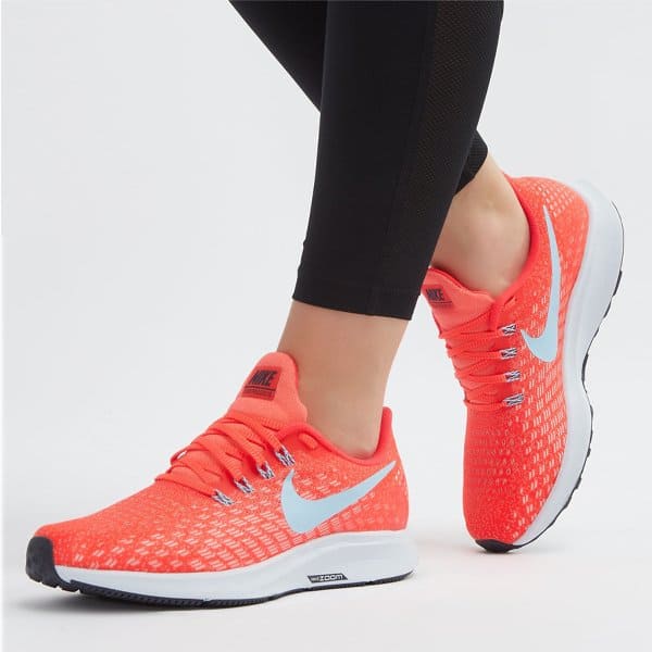 Top 6 mẫu giày Nike nữ đẹp bạn không nên bỏ qua